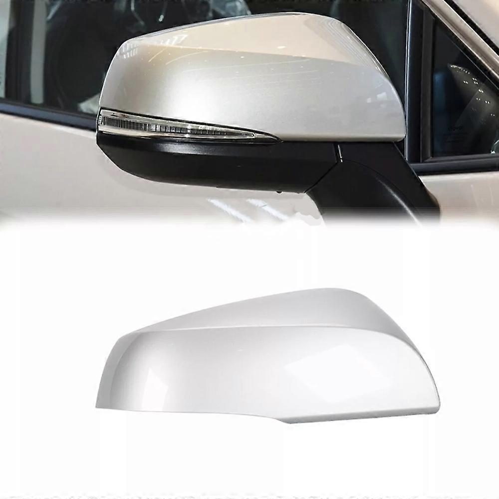 Srebrna osłona prawego lusterka wstecznego kierowcy do Toyoty RAV4 2019-2022