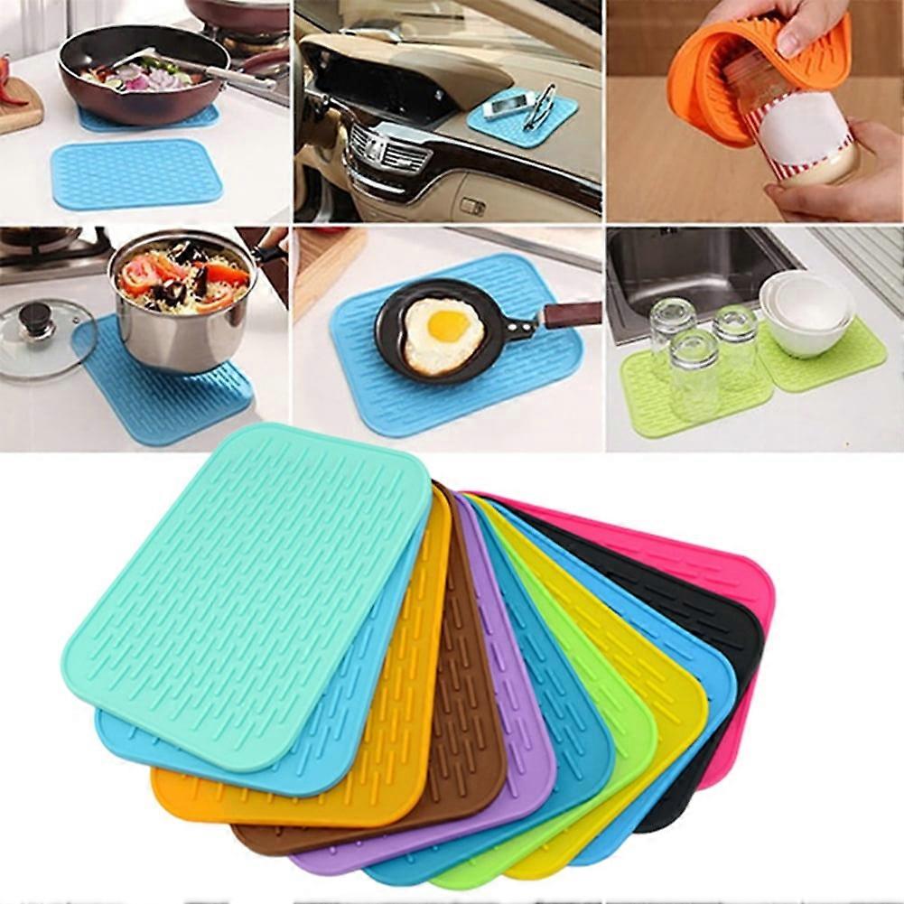 Silicone Trivet Pot Mat, Heat Resistant & Non-slip Table Pad for Countertop, Compatible with Pans and Pots
