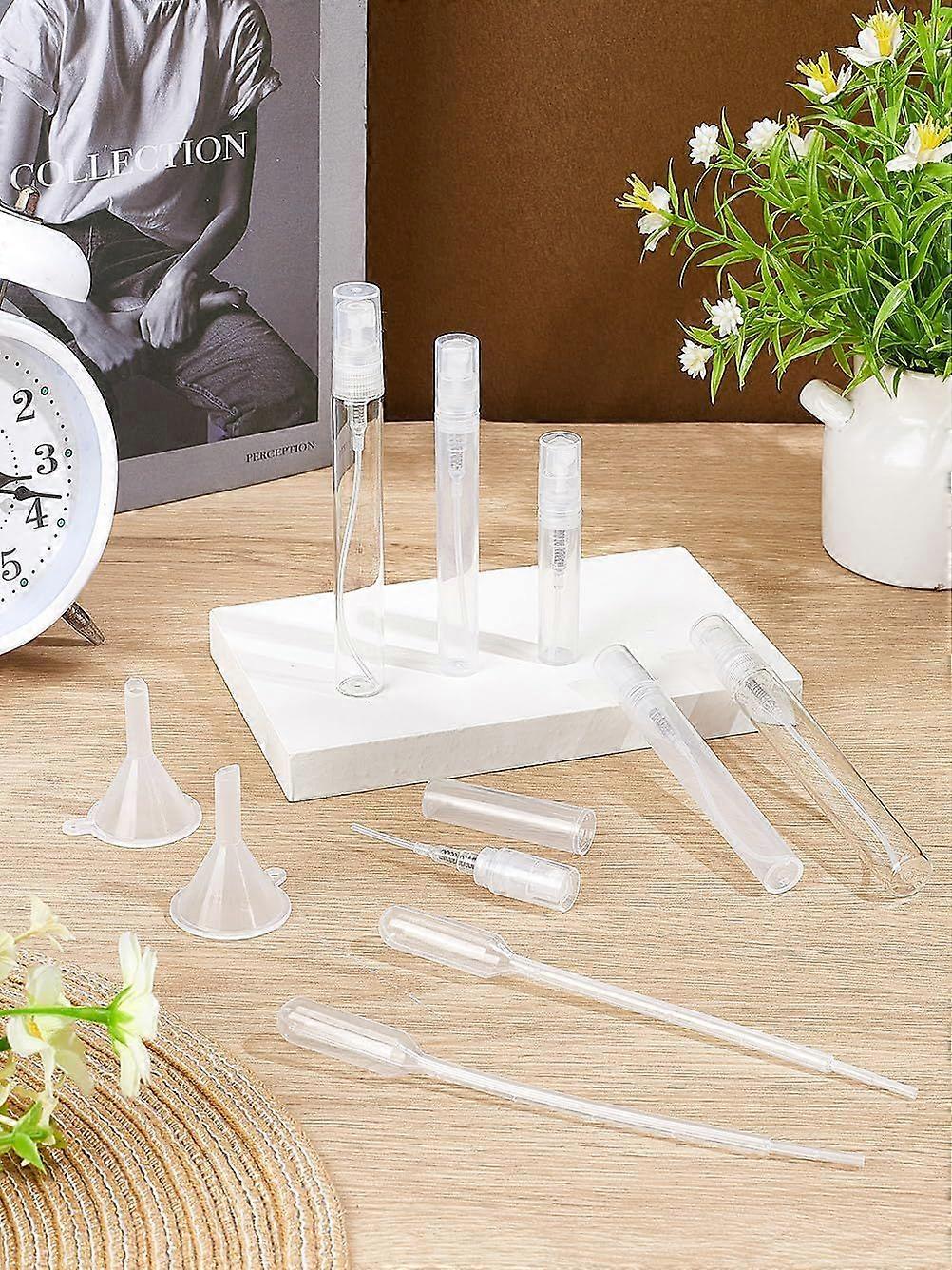 8Pcs Plastic Spray Bottles Refillable Perfume Bottles with Fine Mist Sprayer Dust Caps Transparent Plastic Funnel Hopper for Portable Mini Perfume Tra