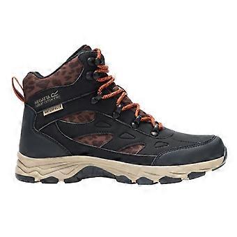 Botas de senderismo para mujer de Regatta, modelo Vendora, con estampado de leopardo y fabricadas en cuero sintético.