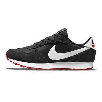 Nike MD Valiant löparskor GS CN8558-016