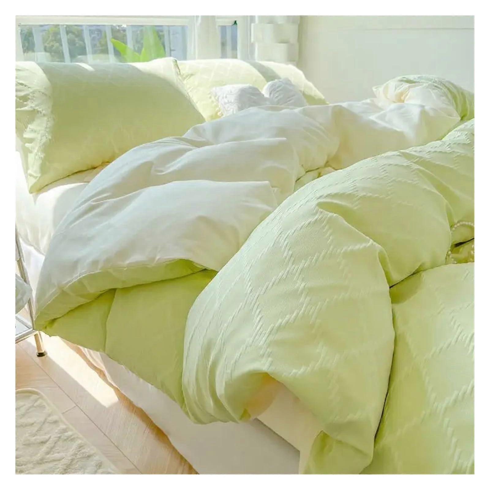 Bed Sheets Four-Piece Set, Light Luxury Solid Colour Bedding Set, Twin Size Green, MM-102, Three-Piece Comforter Set