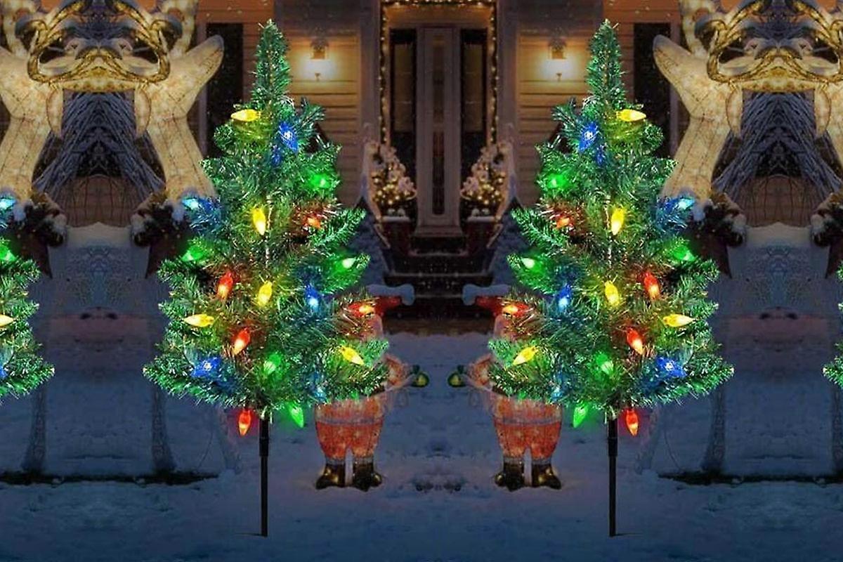 4Pcs Solar Christmas Garden Stake Light Decorative Xmas Tree with