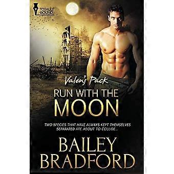 Valen's pack run with the moon