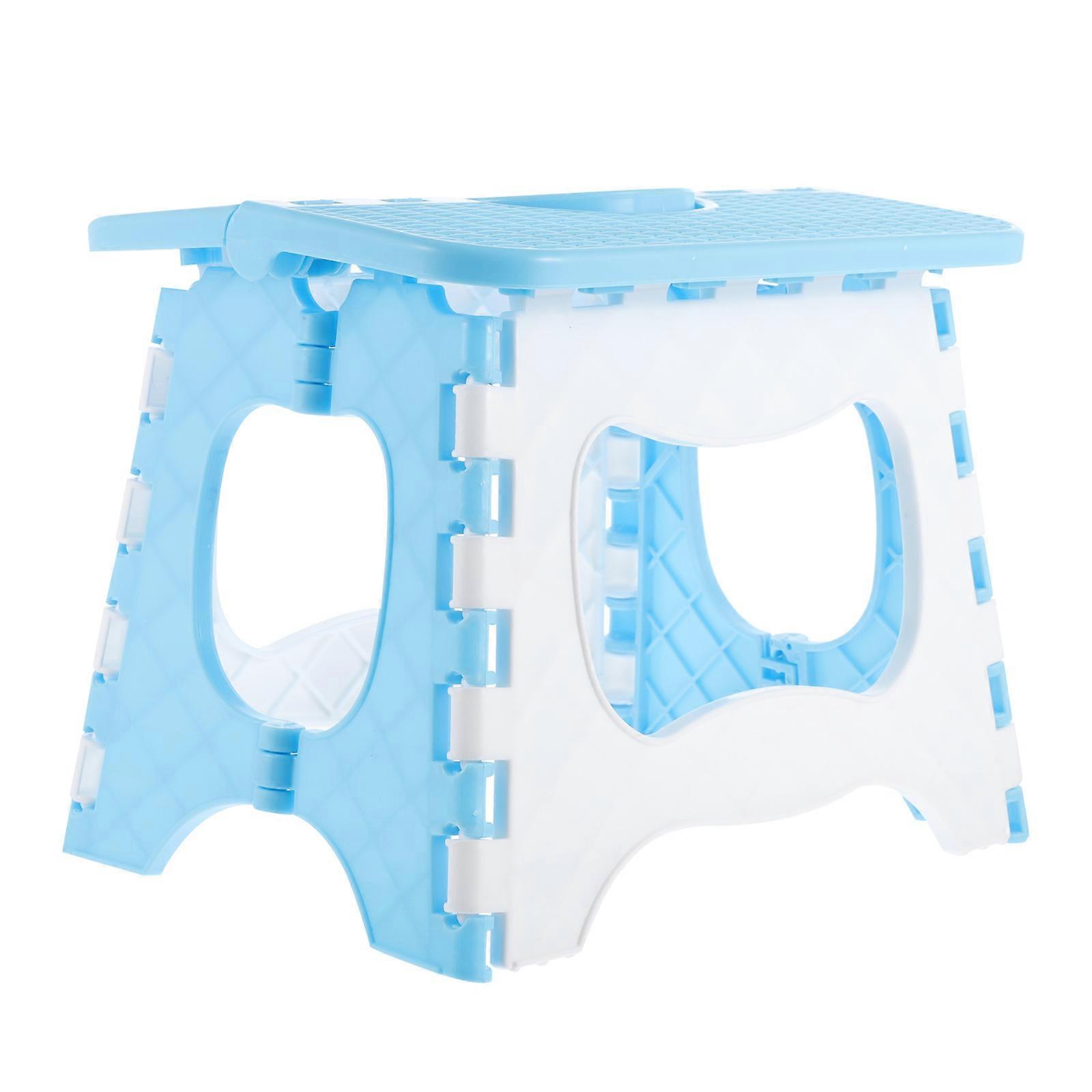 Fishing Stool Combining Strength and Portability for Everyday Needs