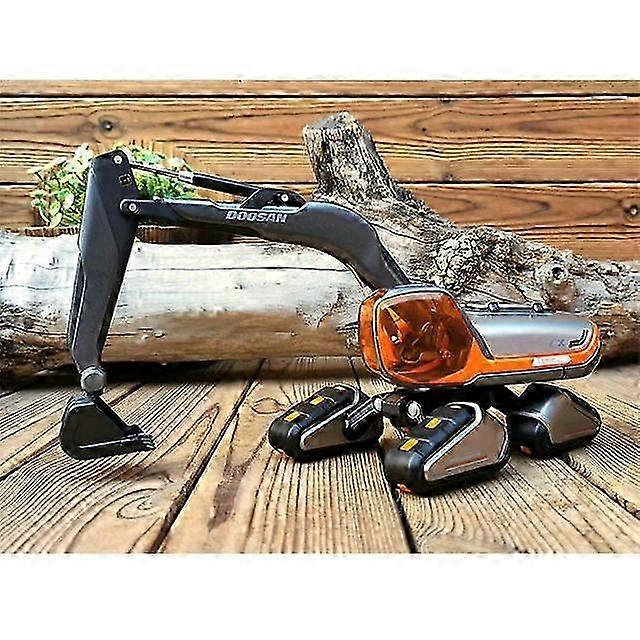 1/40 Scale Alloy Excavator Truck Model Collection Featuring a Simulation Design for a Doosan Brand Concept Excavator