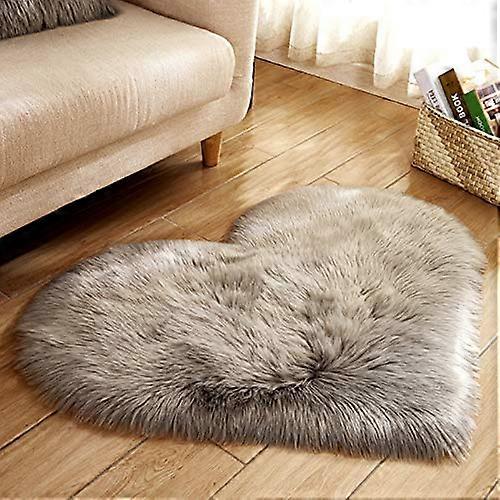 Imitation Wool Rugs Shaggy Carpet Mat Fluffy Sheepskin Area Rug Heart Shaped Faux Plush Floor Cushion 50 x 40 cm Grey