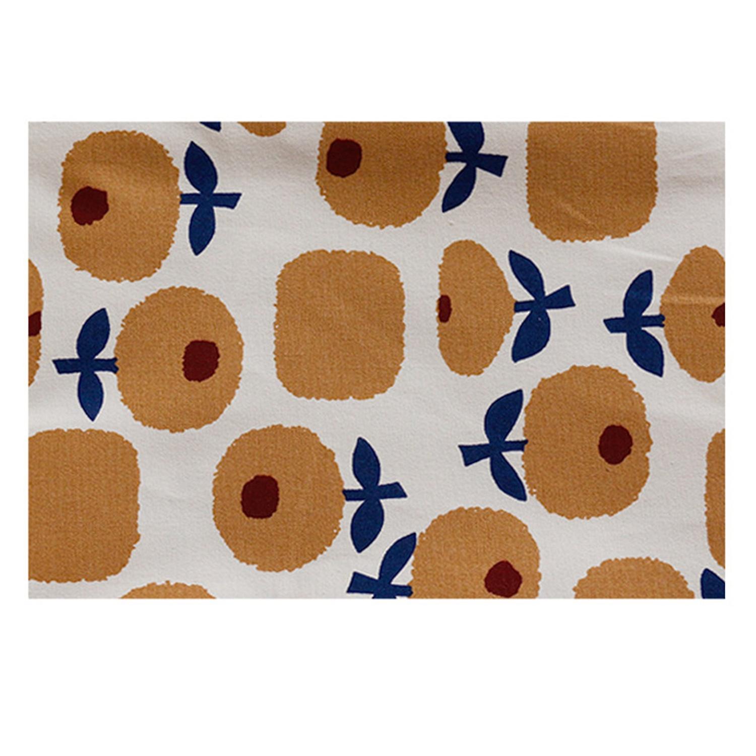 Protective Table Cloth Heat Insulated Cotton Apples Pattern Dinner Tablecover for Home