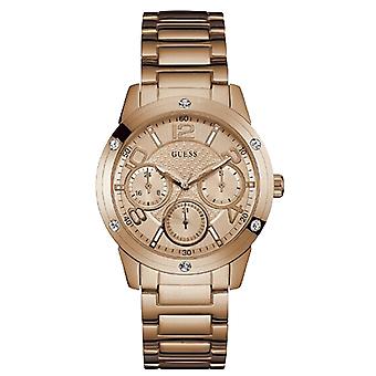 Guess-studio Women's Analog Quartz Watch with Stainless Steel Bracelet W0778L3