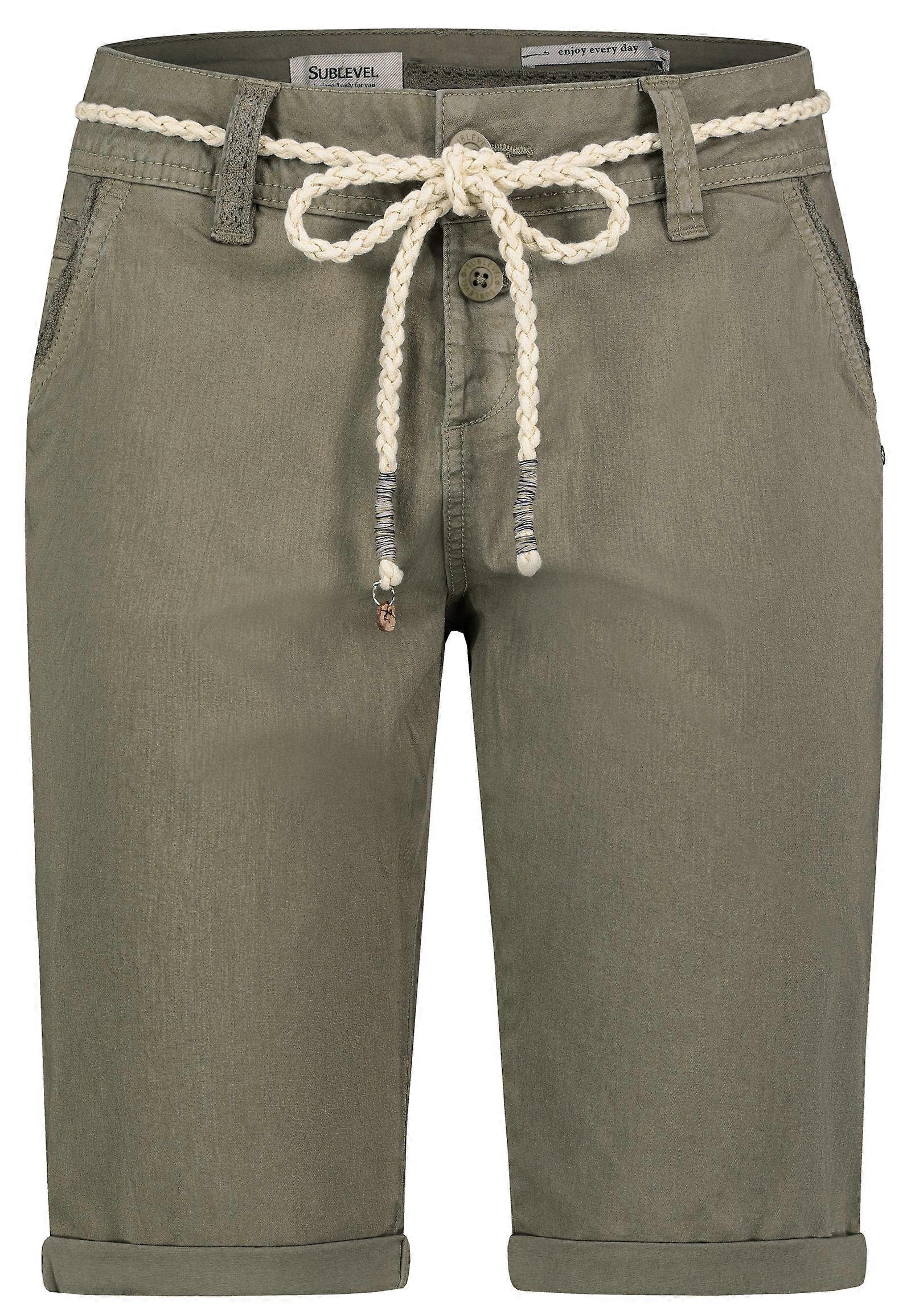 Airy Cotton Shorts with Drawstring and Pockets in Bermuda Style