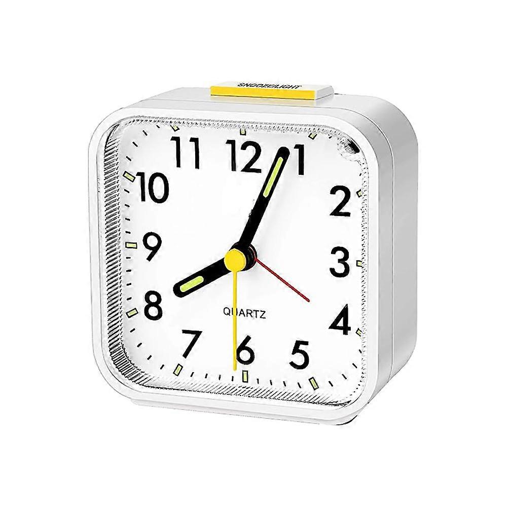 (White) Silent Non-Tick Analog Alarm Clock, Quartz Alarm Clock with Snooze Function, Night Light, Portable Alarm Clock, Battery Powered, Suitable for 