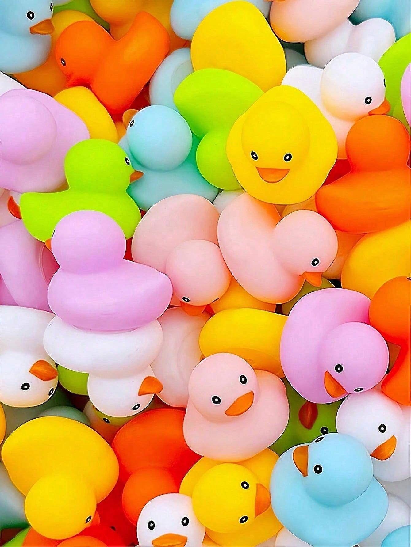 5pcs Random Color Mini Duck Shower Toys for Pool Bath Beach Fun