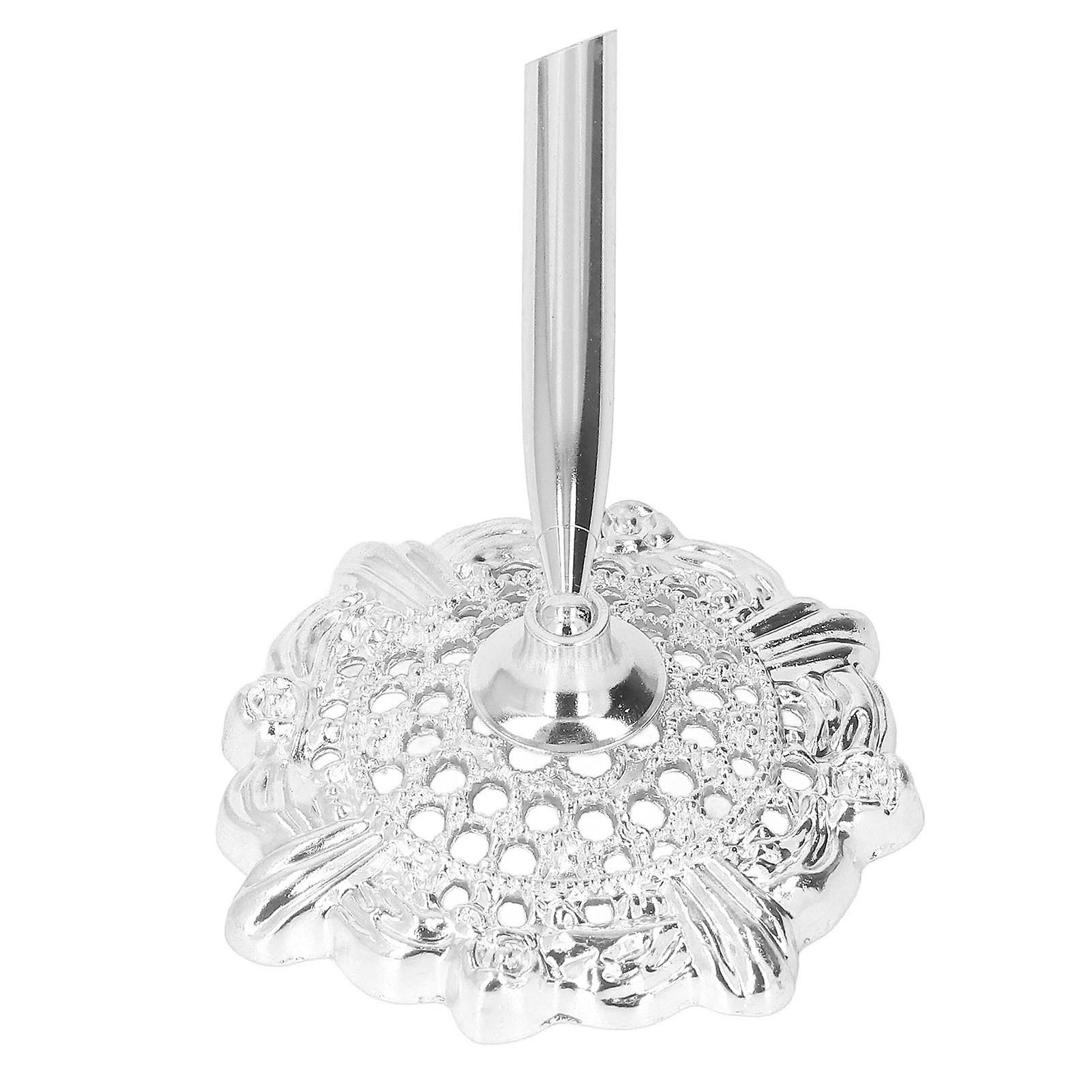 Pen Stand Retro Classic Style Hollow Pattern Compact Metal Material Decorative Practical Insertion Pen Holder for Office Silver ( Pen Not Included)