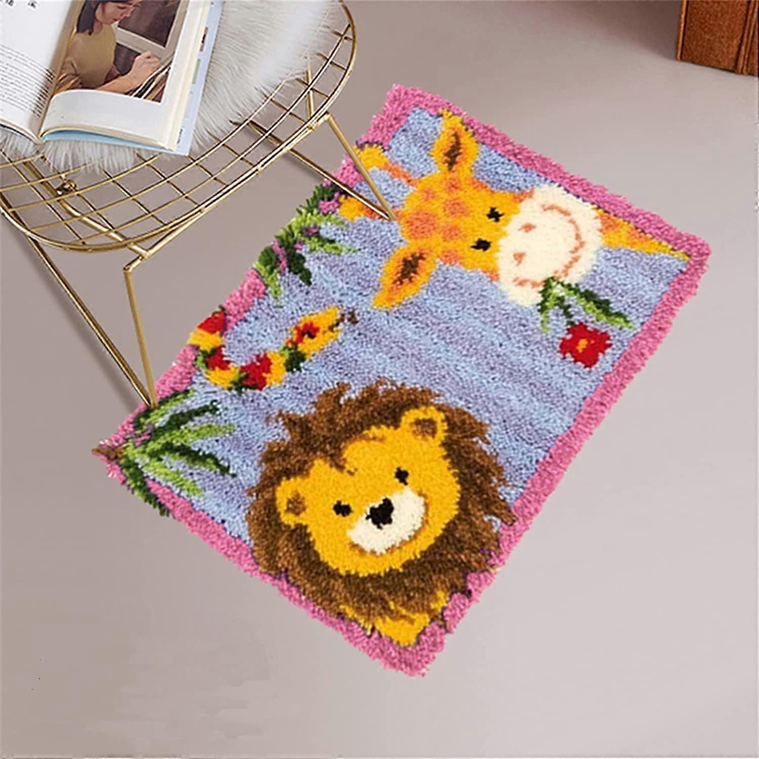 Latch Hook Rug Kits Latch Hook Kit DIY Crochet Rug Making Kit for Adults Kids 3D Cross Stitch Carpet Embroidery Needlework Crocheting for Home Deco