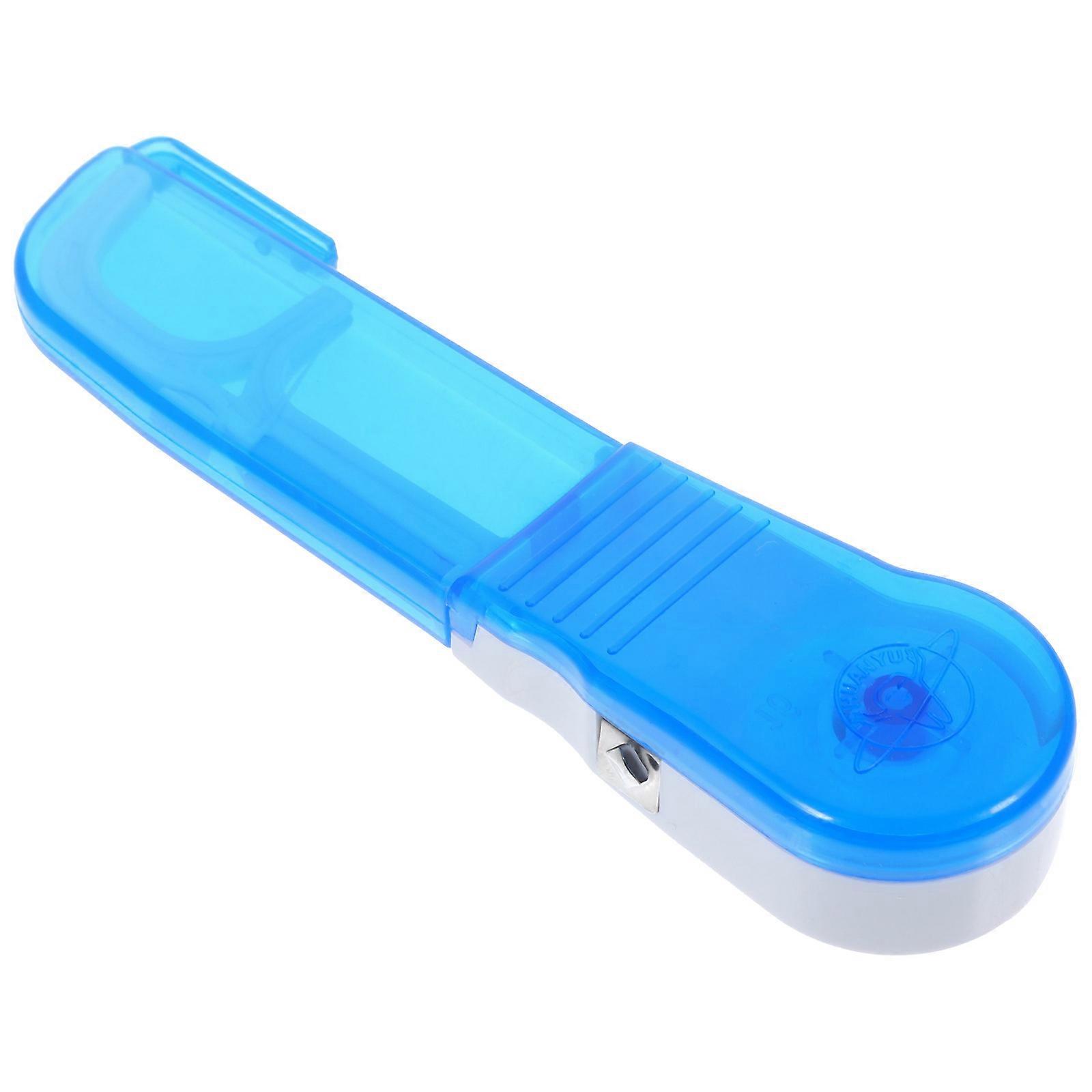 Compact Flosser for Convenient Use and Thorough Cleaning Experience