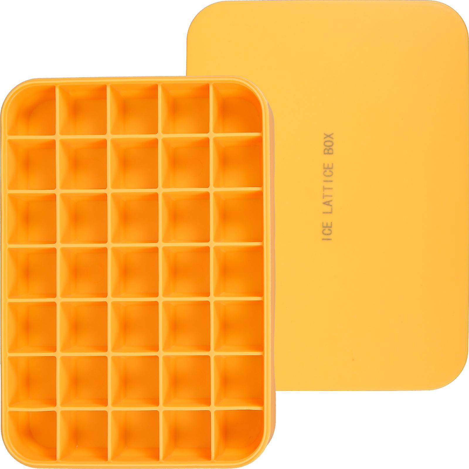 Large Silicone Ice Cube Tray with Lid Space Saving Freezer Mold for Quick Demoulding and Non Stick Ice Making for Drinks