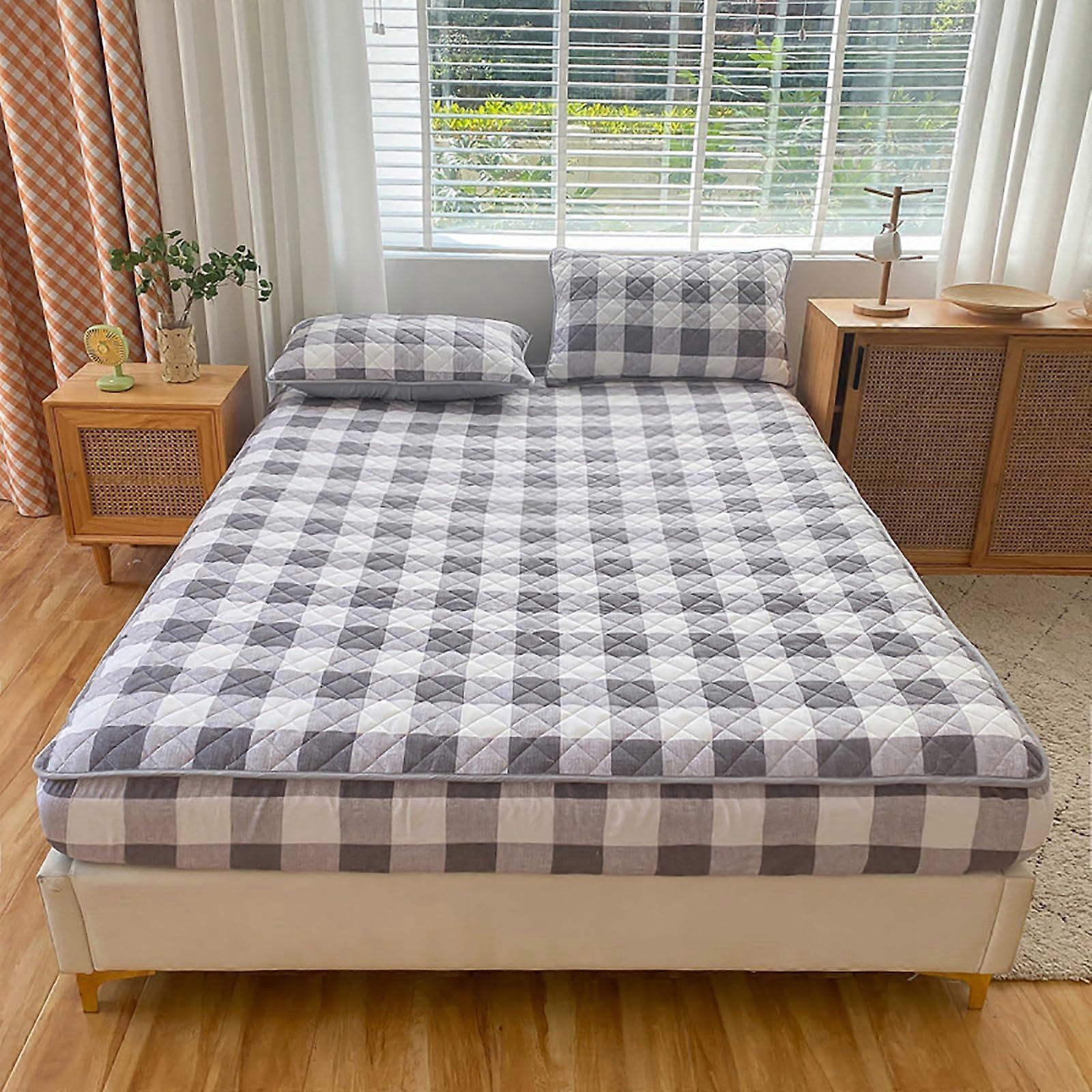 Mattress Protector - Comfortable And Soft, Washable, Thickened, Quilted, Non-Slip Twin 47x80 In / 119.4x203.2 Cm, Gray