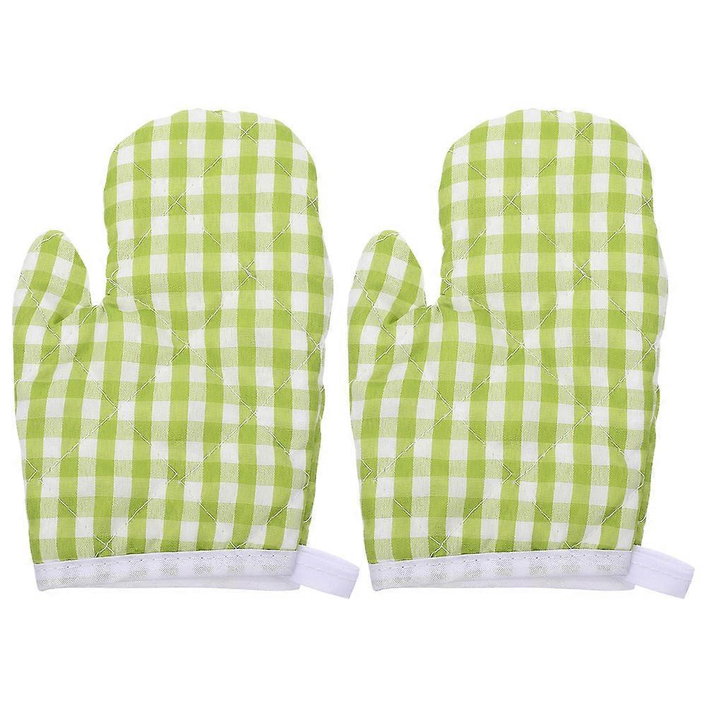 Oven Mitts, Classic Appearance with Enhanced Safety Features for Home Use
