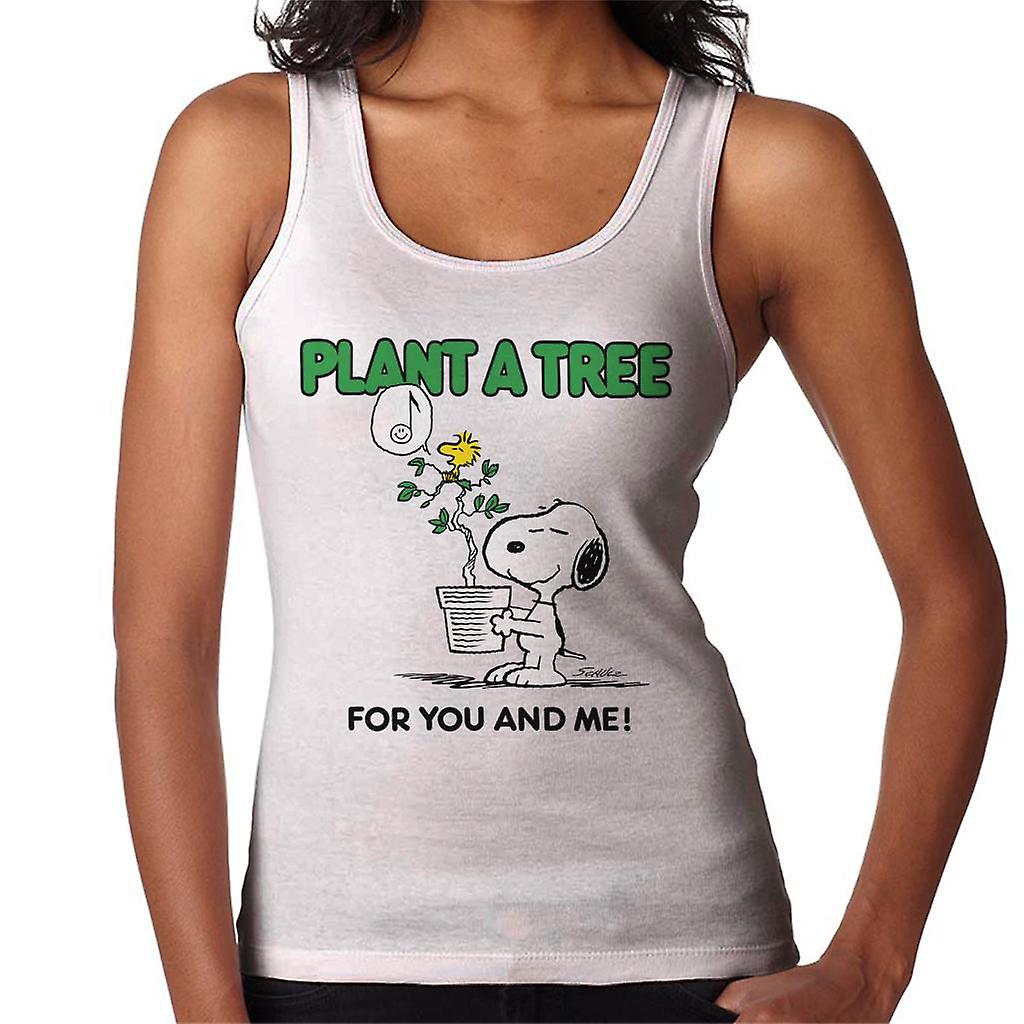 Peanuts Snoopy Plant A Tree Women's Vest