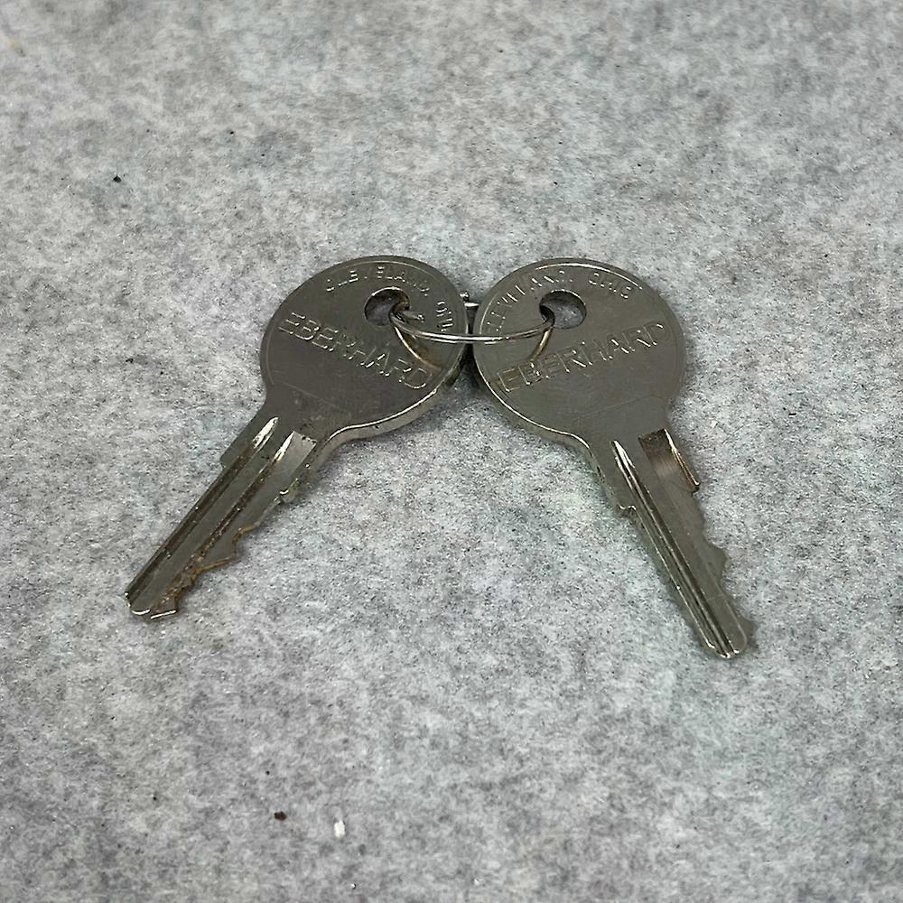2 Toolbox Keys Cut to Code RH17