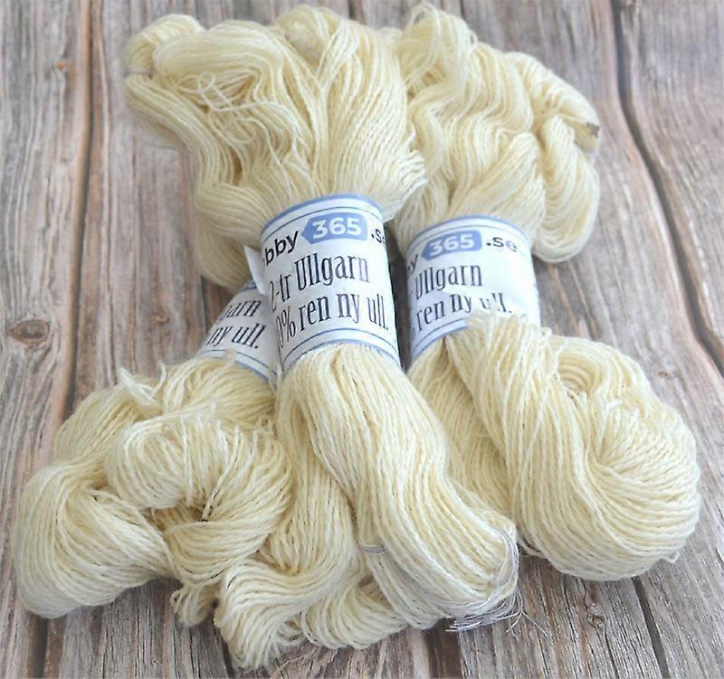 Hobby365s eget 2-tråds ullgarn naturhvitt