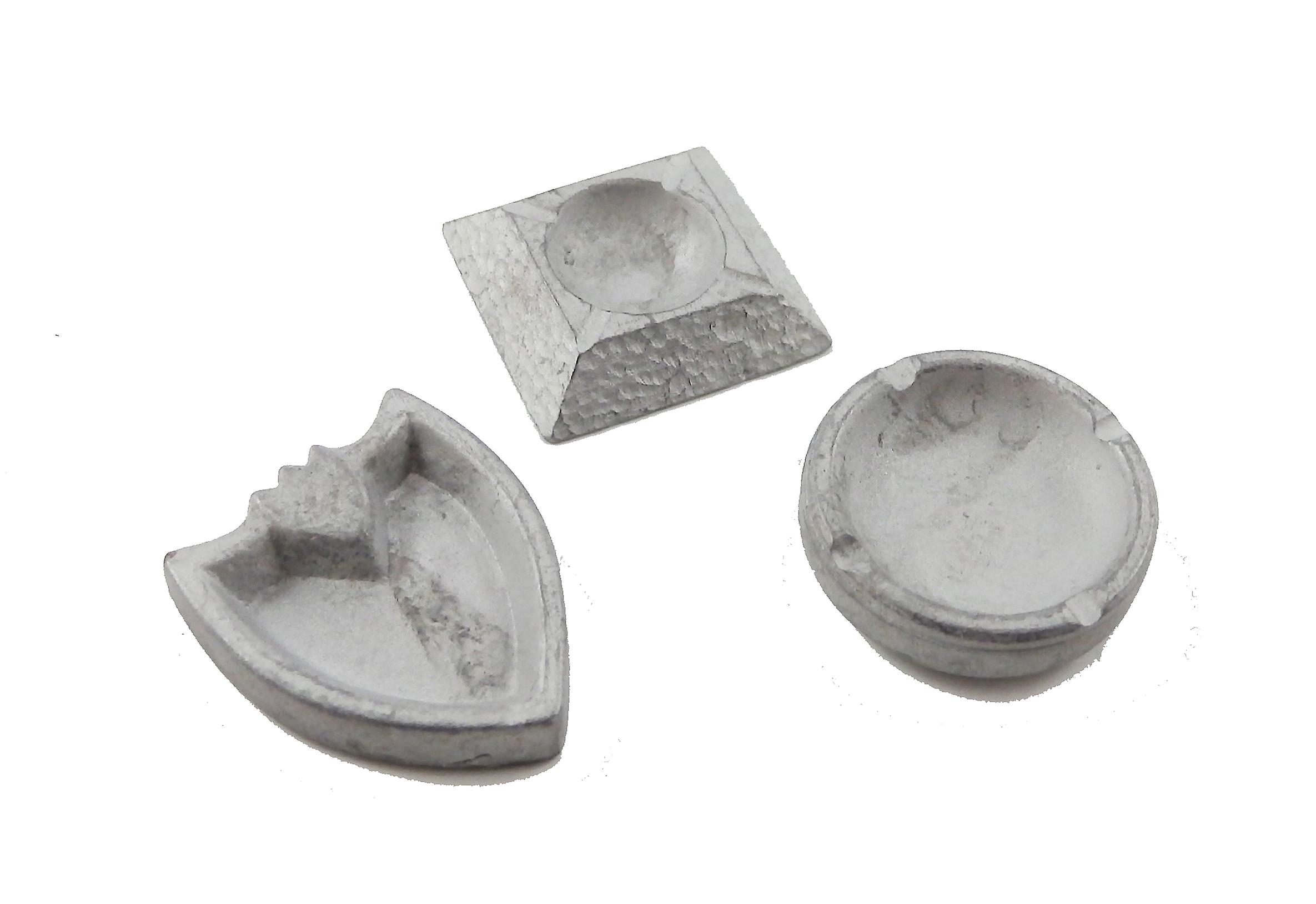 Dolls House 3 Large Pub Ashtrays 1:12 Scale Metal Miniature Bar Table Accessory
