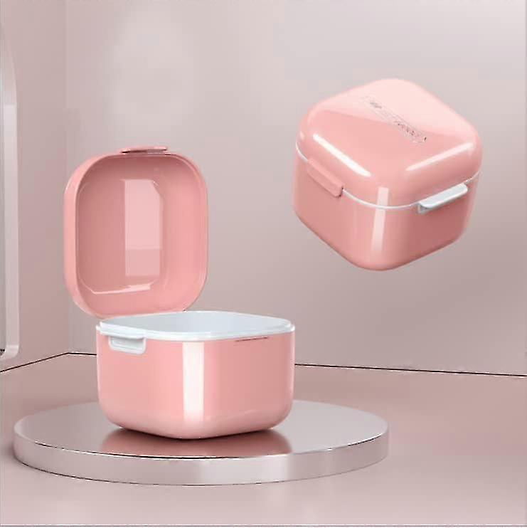 Denture retainer container with strainer for prosthesis dipping