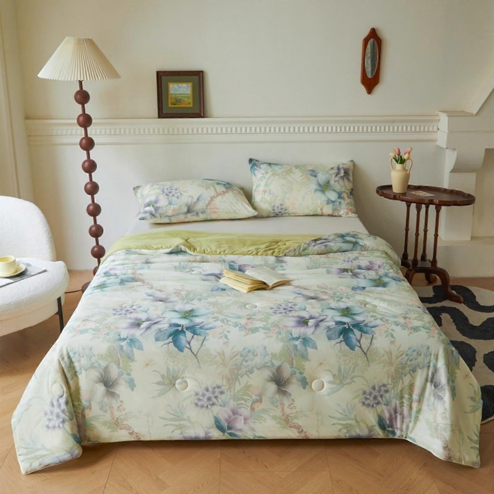 Lightweight Summer Duvet 2.5 Tog Quilted Bedspread Flower Patchwork Comforter Blanket 180x200cm Ref: 3654