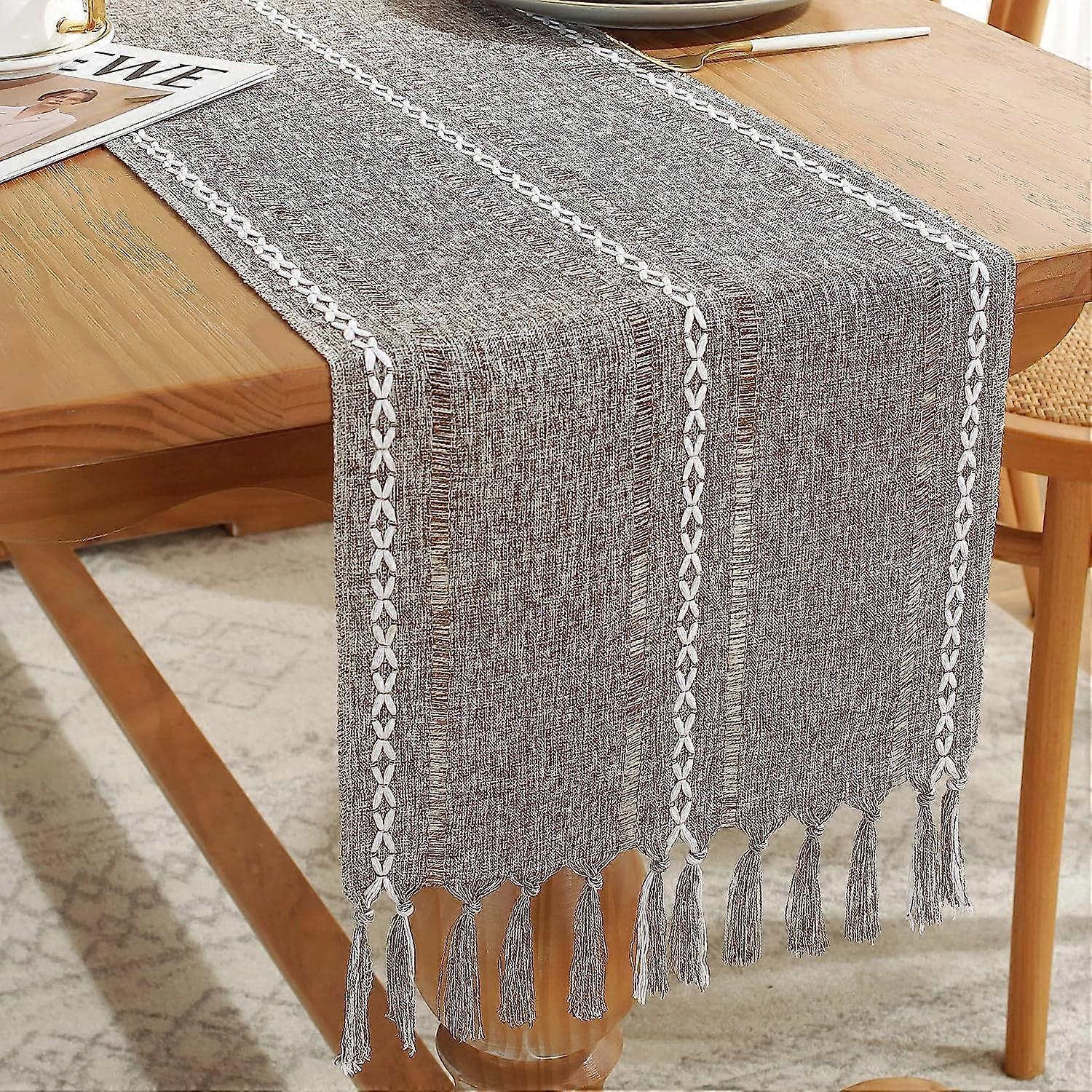 Table runner 32 x 160 cm Country house style with white rustic pompoms