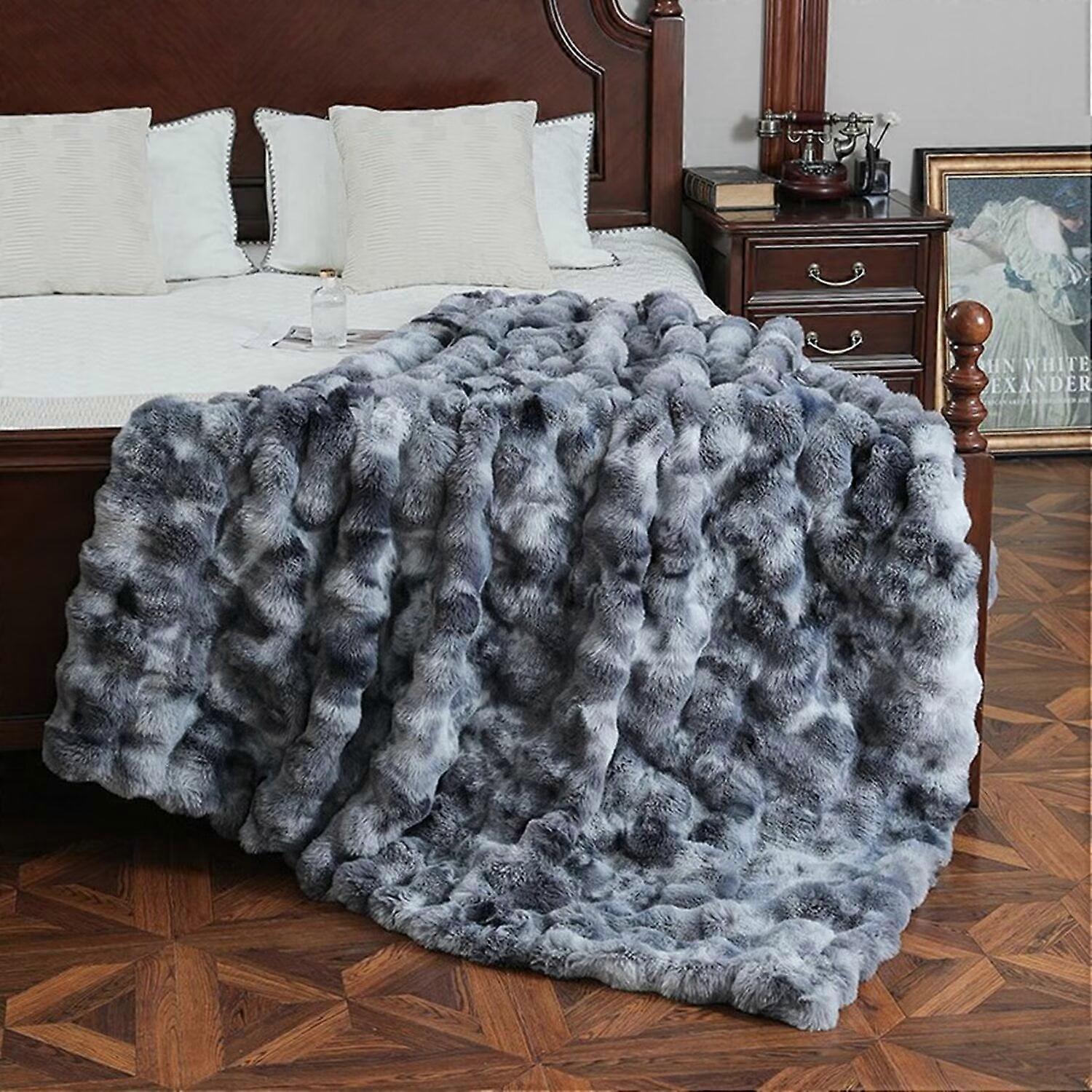 Fluffy Sherpa Throw Blanket Ombre | Gradient Plush Soft Fuzzy Decorative Accent for Couch Sofa Bed | Cozy Warm Faux Fur 50x60 Gray C258