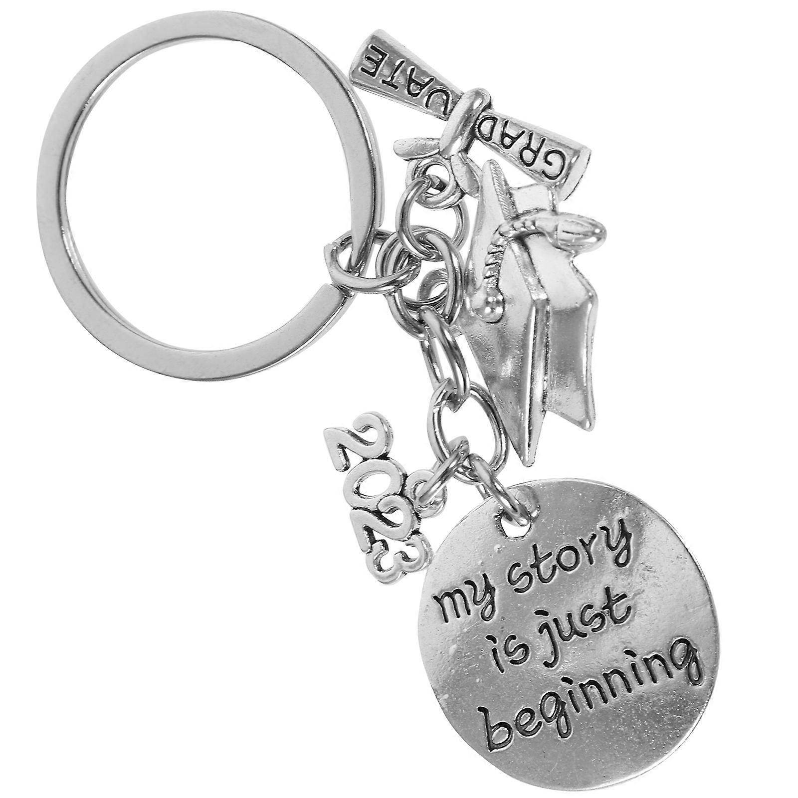 Meaningful Graduation Keychain with Alloy Material Silver Color for Decoration 2023