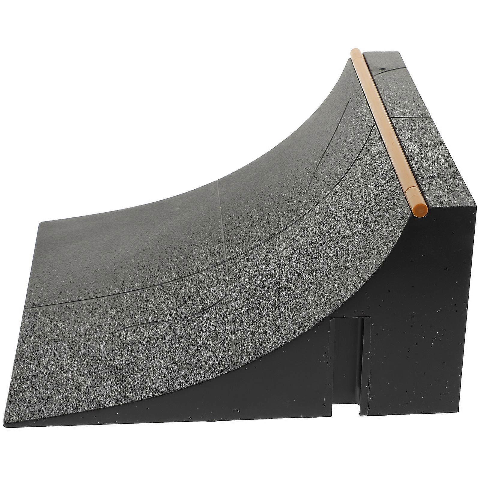Mini Park Ramp for Finger Skateboard Training – Enhances Coordination, Skill Development, and Obstacle Navigation