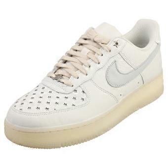Nike Air Force 1 07 Womens Fashion Trainers in Summit White Platinum