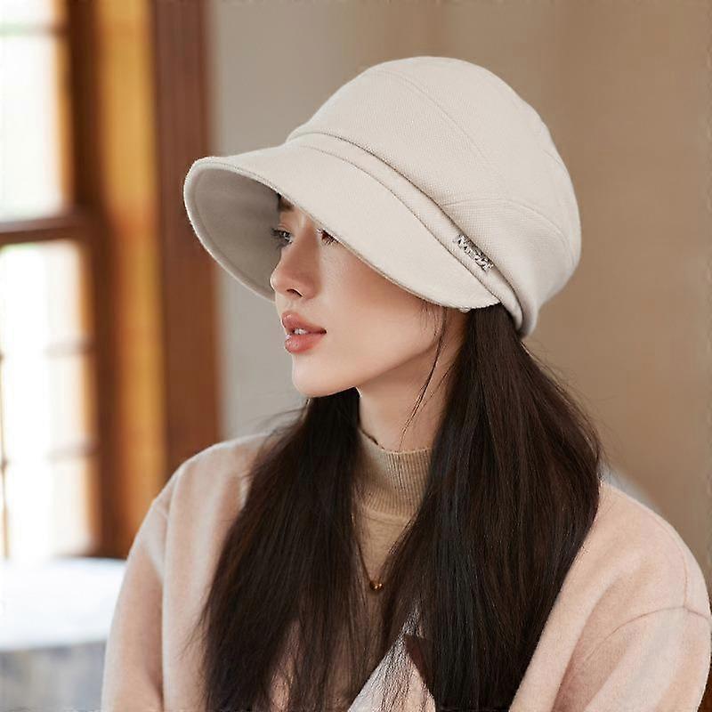 Autumn and Winter New Hat Women's Duck Tongue Hat Metal Alphabet Beret
