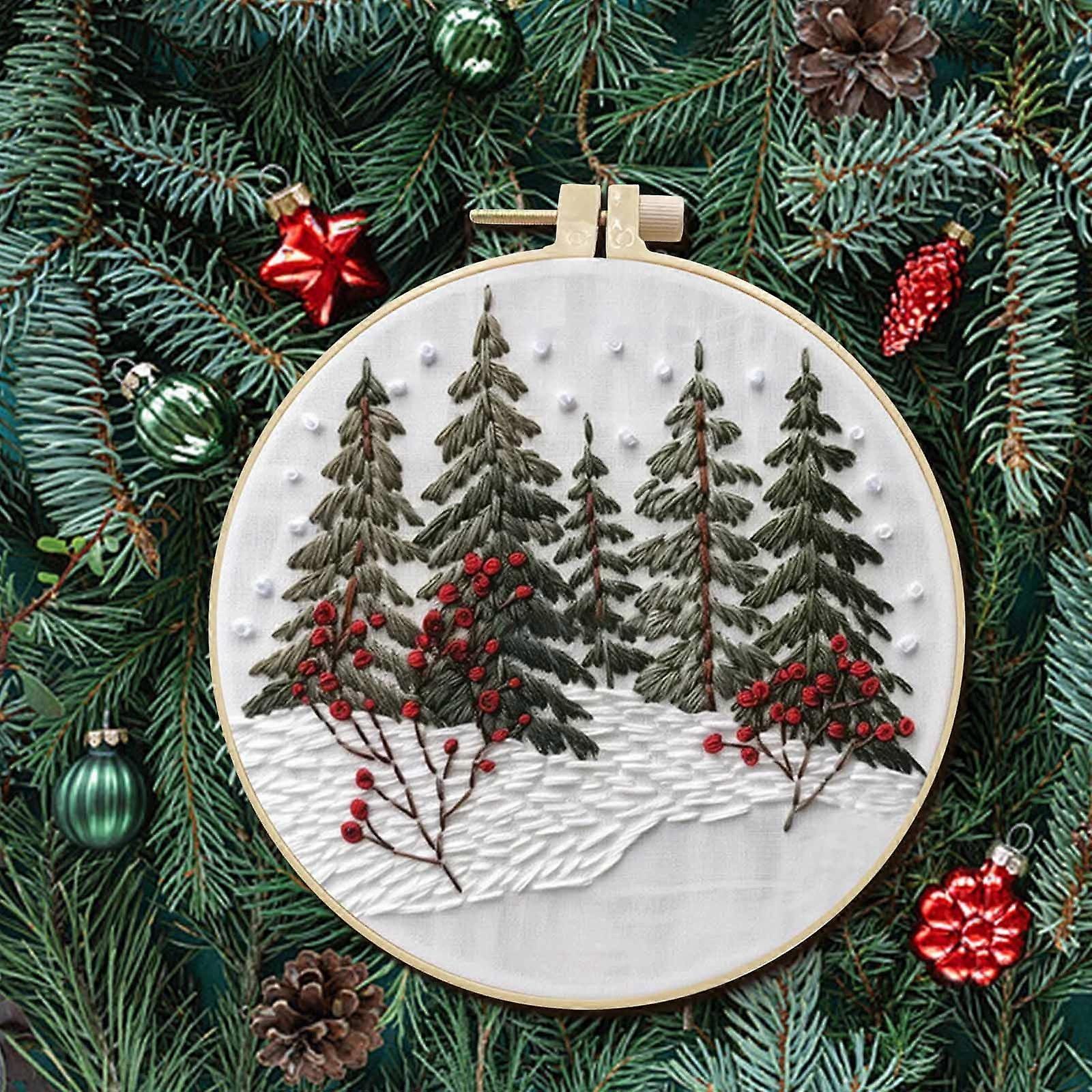 Quinlirra Christmas Embroidery Kit with Patterns, Needlepoint Cross Stitch for Beginners & Adults, Includes Threads, Scissors, Needles