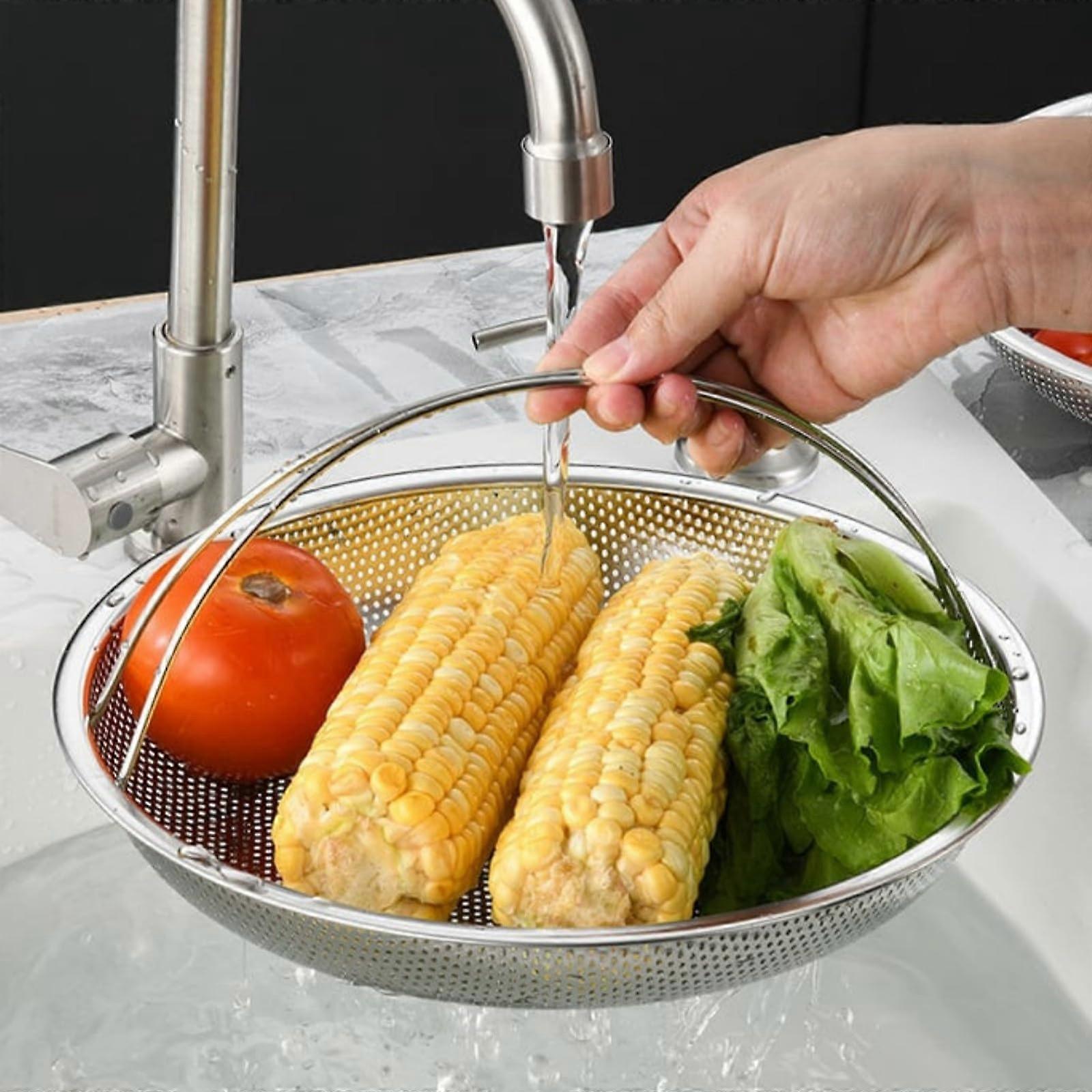 Stainless Steel Colander with Handle, Fine Mesh Strainer for Pasta Vegetables, 9.84in RustResistant