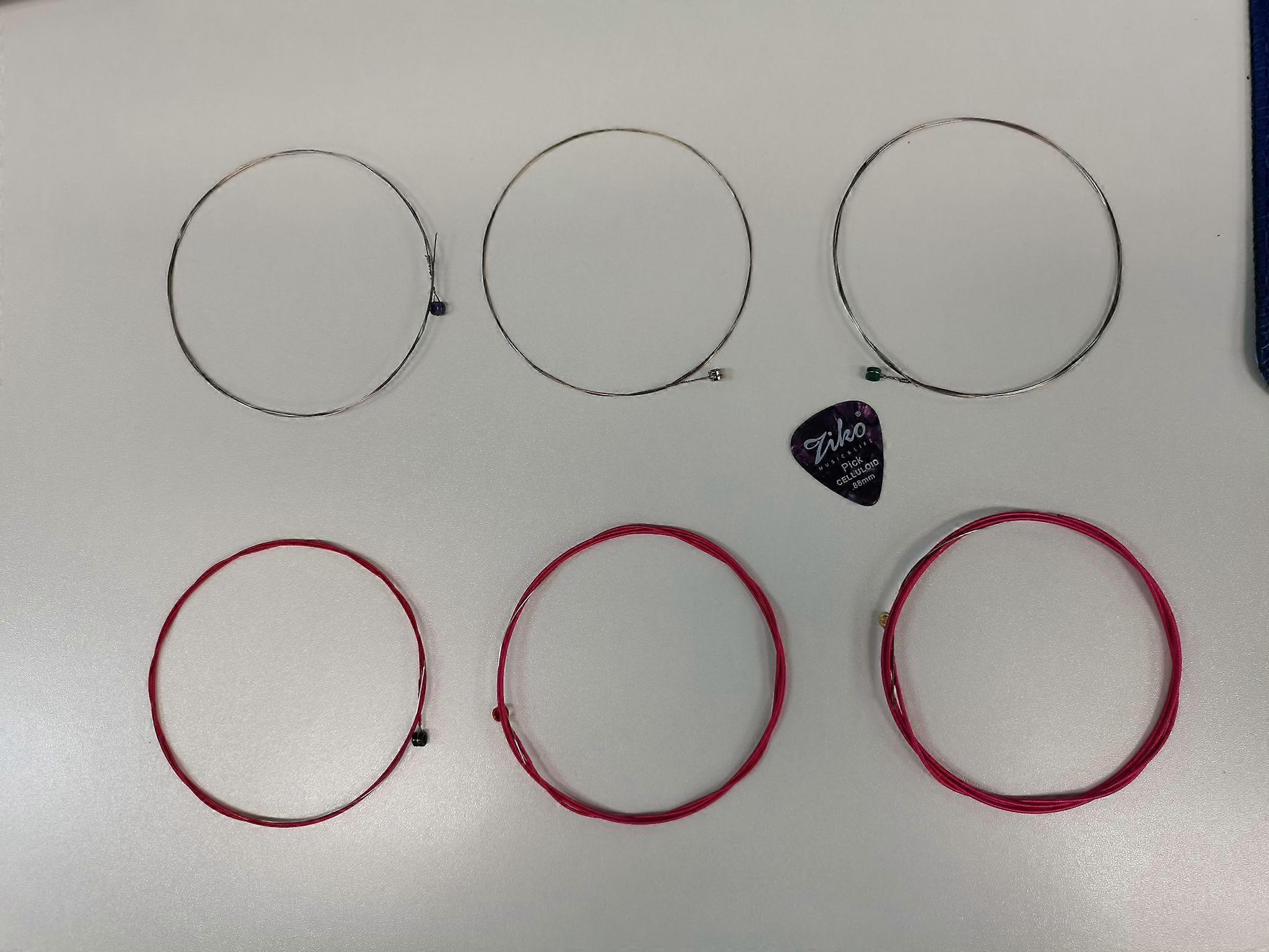 1 Set of 6 Guitar Strings Electric and Acoustic Guitar Strings Replacement Steel String Guitar Accessories Kit for Universal Electric and Acoustic Gui