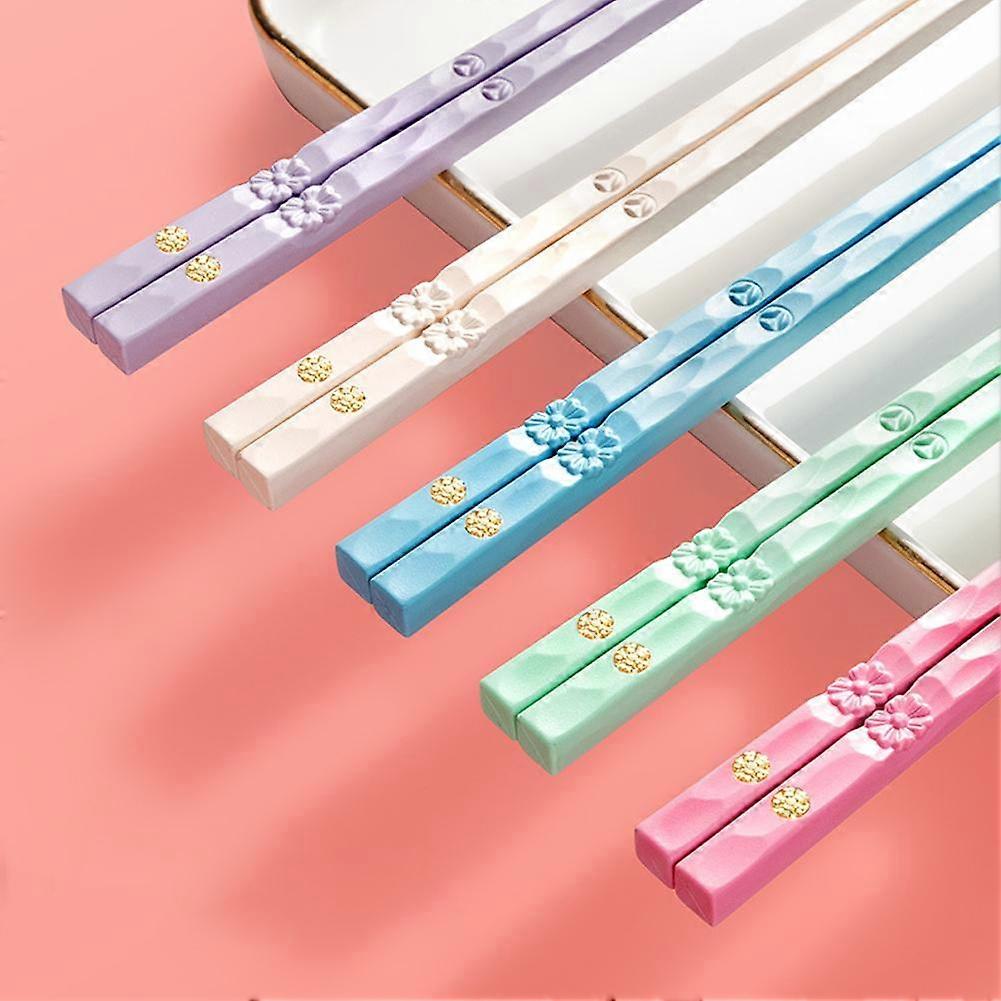 5 Pairs Chinese Chopsticks with Carving Patterns Washable Food Grade Chopsticks