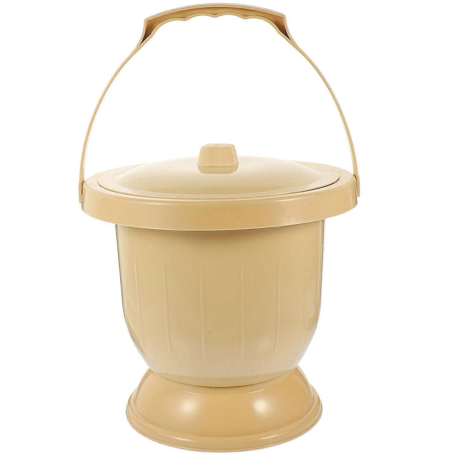 Portable Durable Spittoon Urine Pot with Handle for Home, School, Hospital Use – Convenient Chamber Pot with Lid for Adults – Random Color