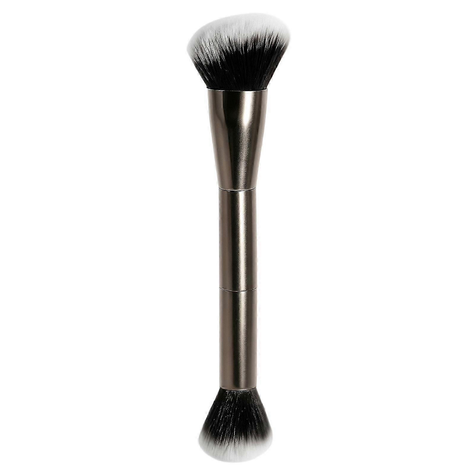 Space-Saving Professional Makeup Brushes