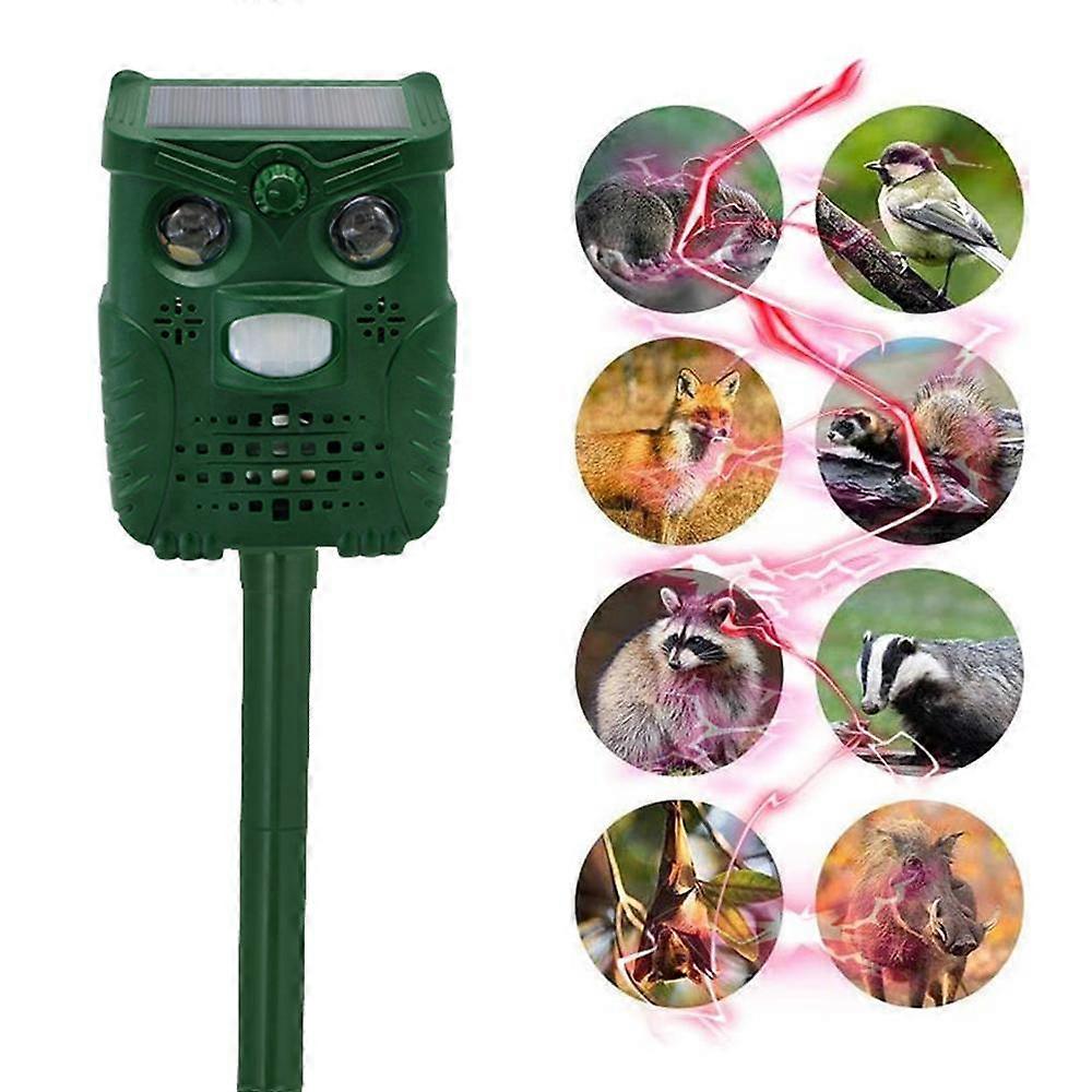 Solar Powered Ultrasonic Motion Sensor and Flashing Light Animal Repeller for Dogs, Cats, Squirrels, Deers, Rats