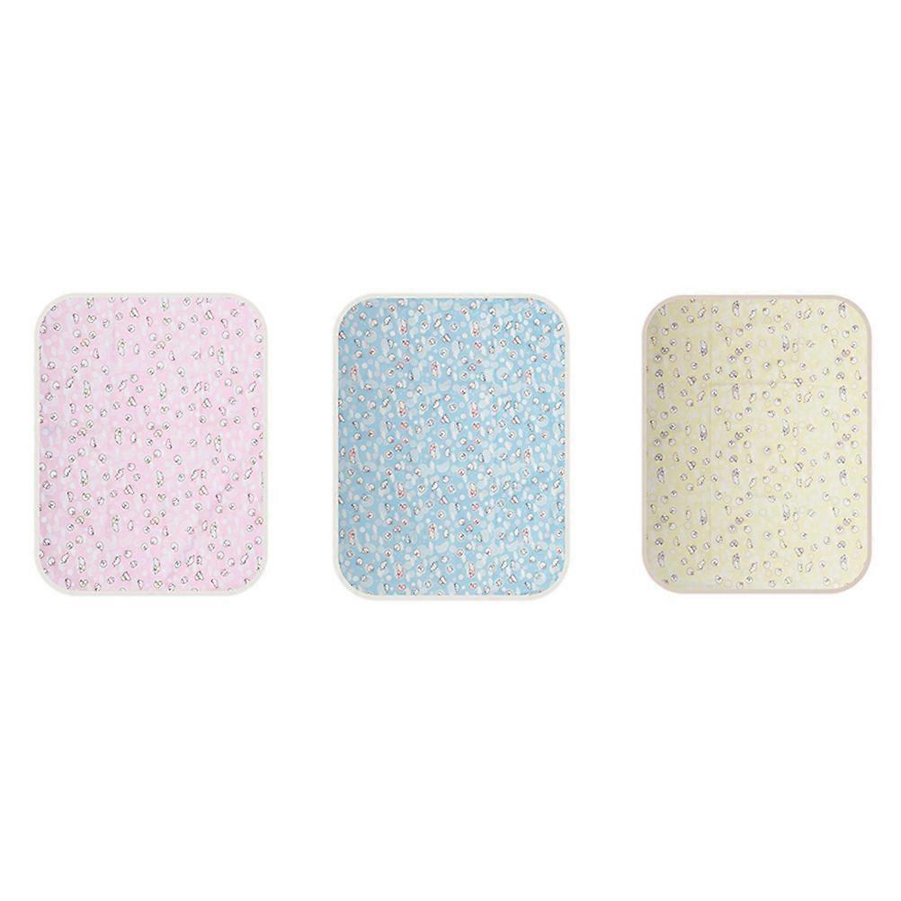 Waterproof Bed Mats For Diaper Changes Babies 27.51x19.65in Practical Design 1 Set
