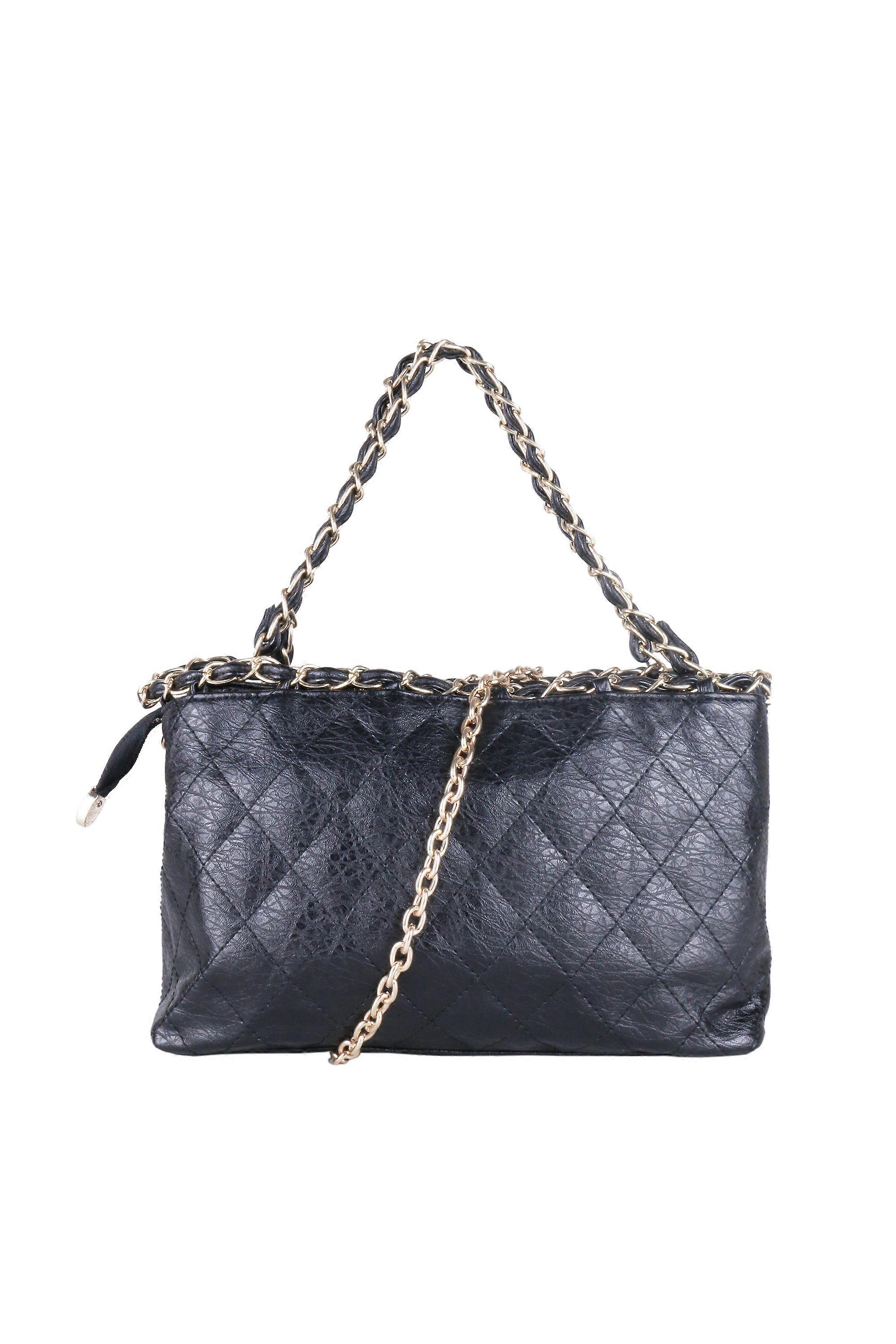 Lovemystyle Black Padded Handbag With Twisted Gold Chain Boarder