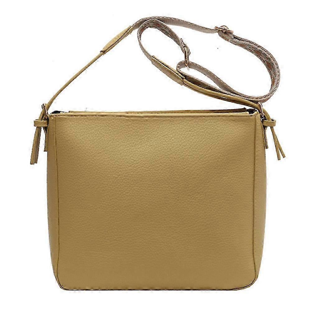 Large-capacity bucket PU bag suitable for commuting, versatile shoulder messenger bag.