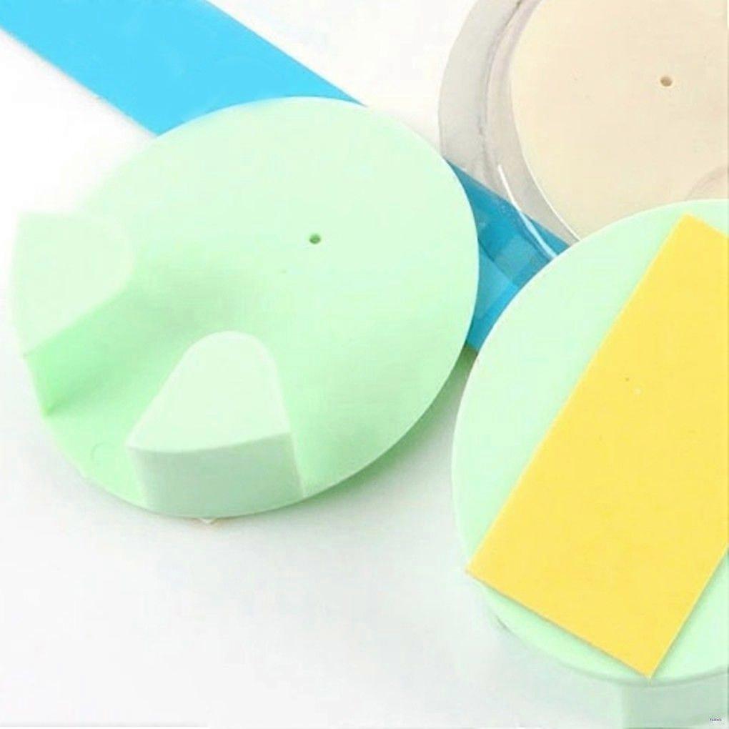 Two practical glue hooks, plug hooks, for household use, colors are random.