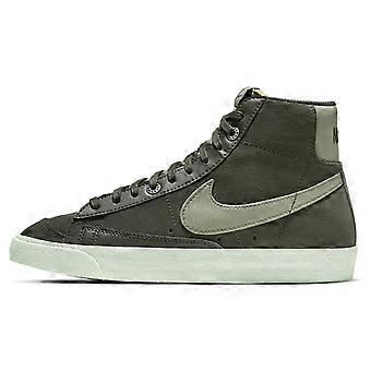 Nike Blazer Mid 77 Light Army DH4271-300