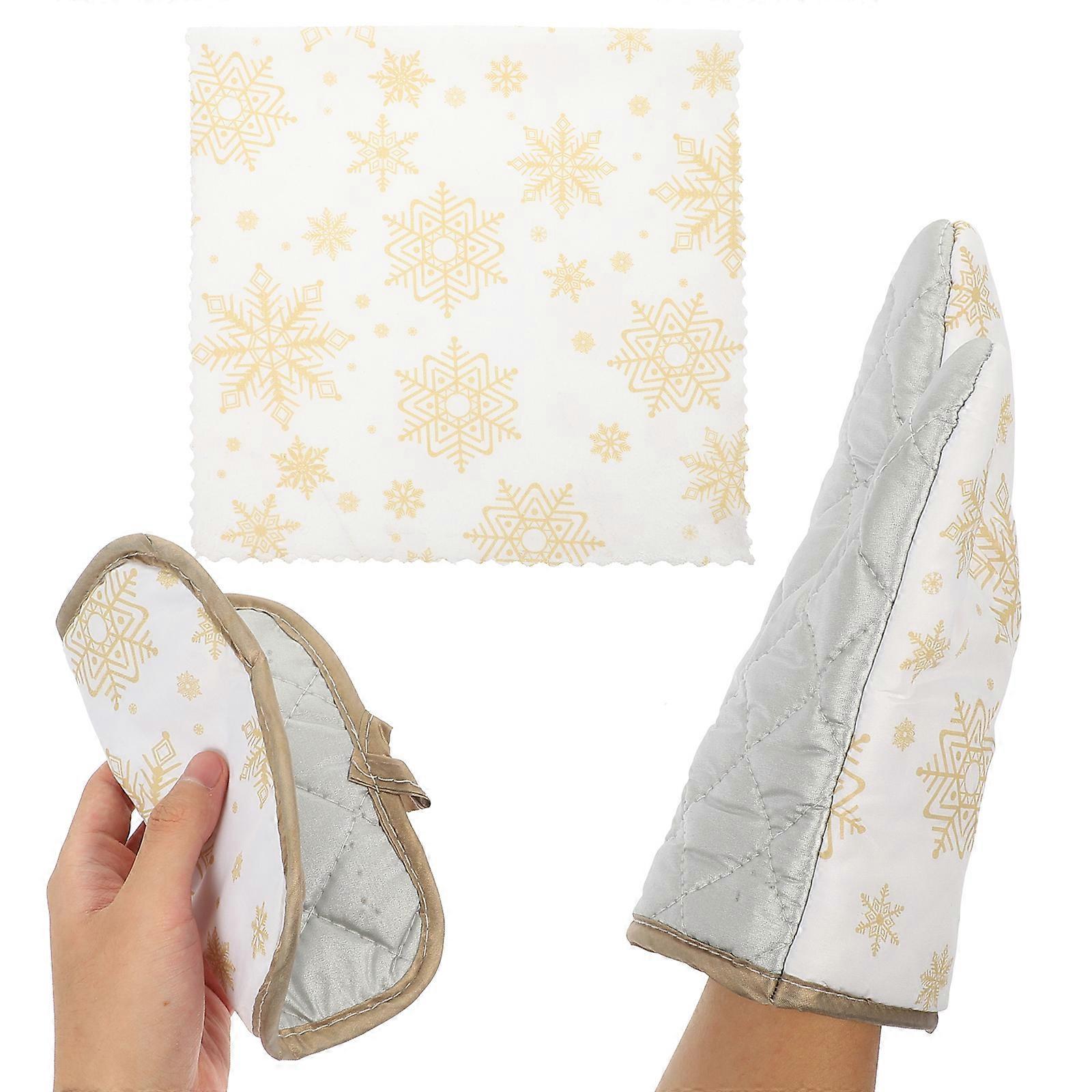 Winter Christmas Oven Mitts Set For Cooking And Baking With Anti-Steam Scald Feature In Beige 1 Set