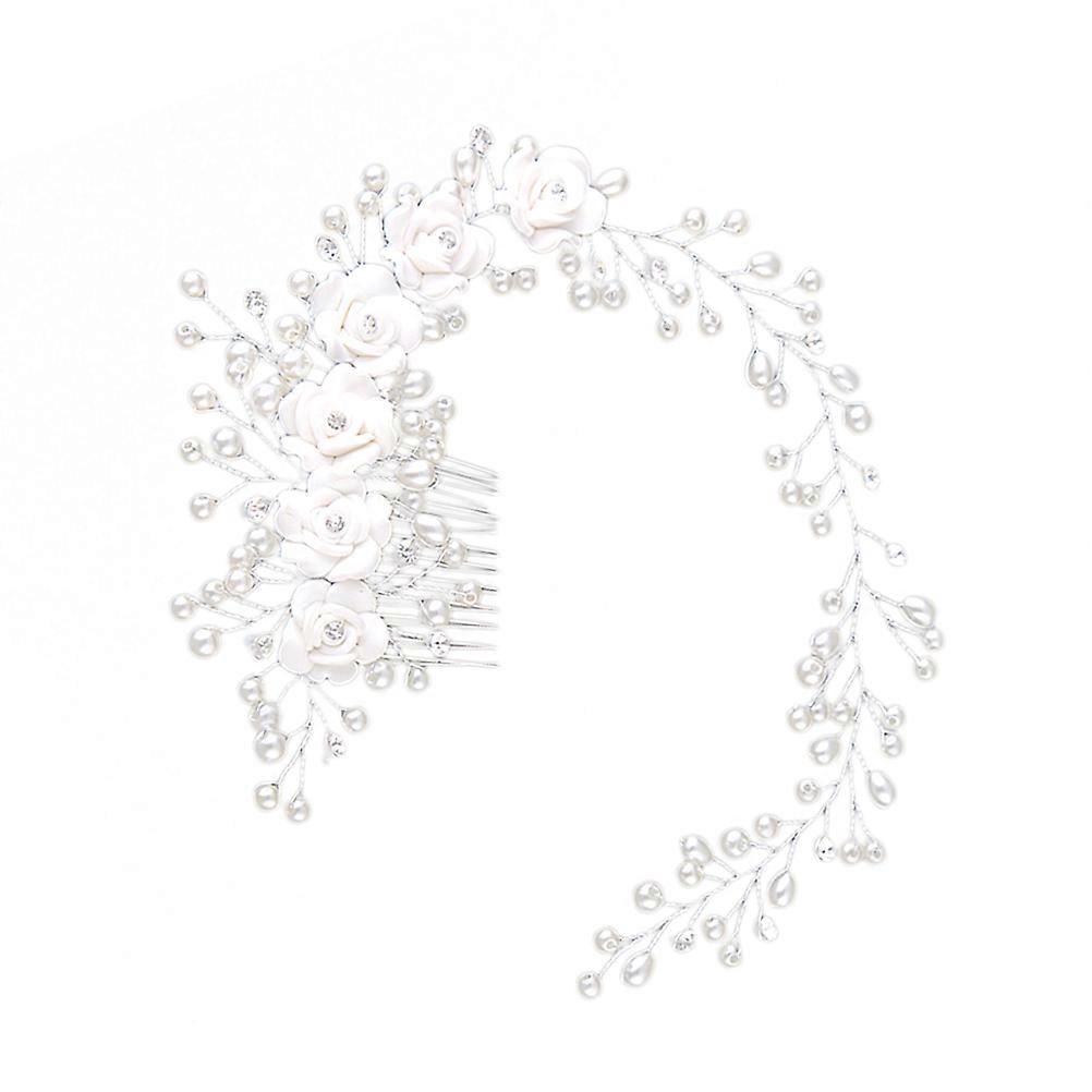 Classic Bridal Hair Accessory with Floral Elegance