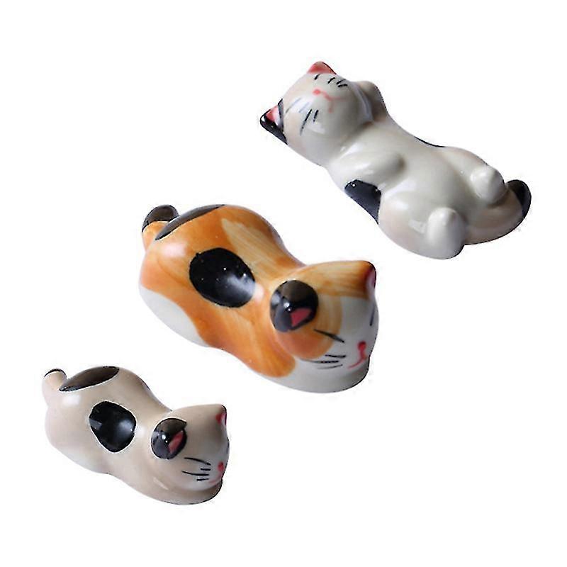 3 pcs creative japanese style chopstick holders lovely ceramic cat shaped chopstick pillows chopstick stands tableware ornaments (random color)