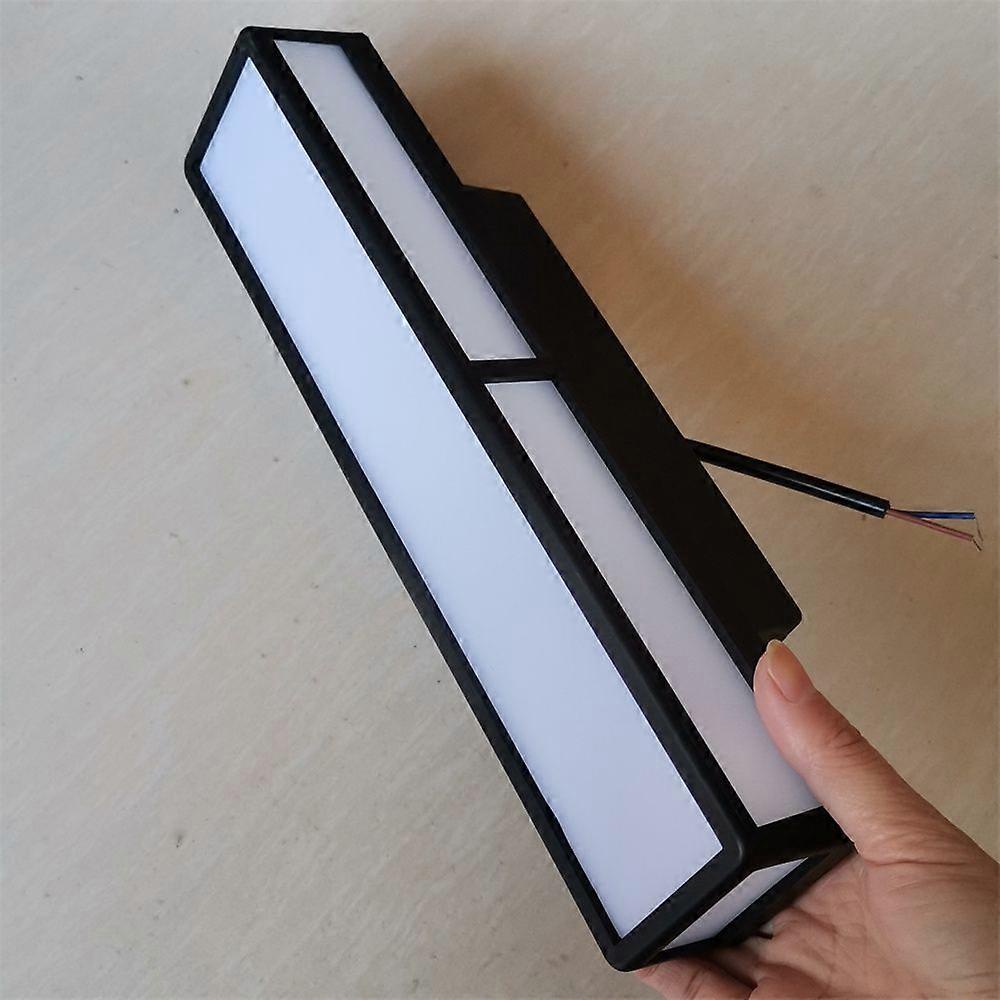 מנורת קיר בהירה וחסכונית באנרגיה 20W 24W עם עיצוב עמיד למים, 300 מ"מ